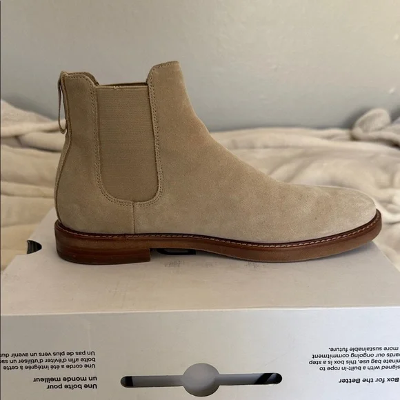 Aldo Tan Chukka Boots with Suede Finish - Picture 6 of 7